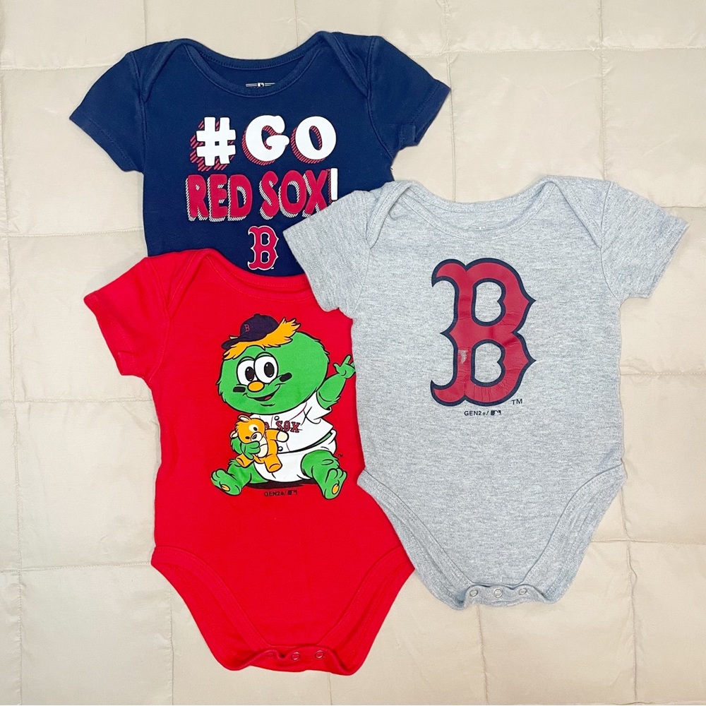 Boston Red Sox Onesie 3 pack (18M)